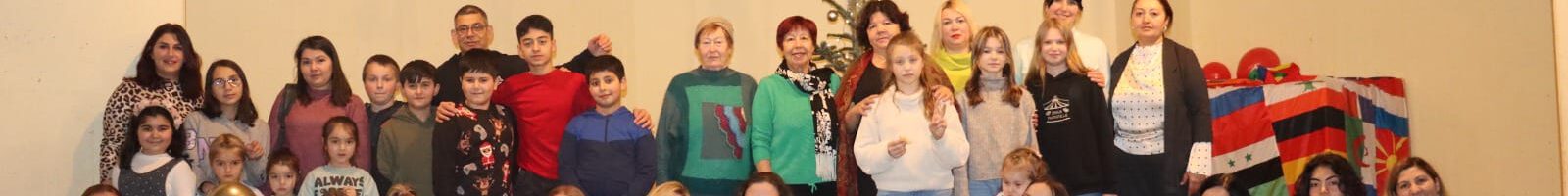 Wir organisierten  eine herzliche Silvester- und Weihnachtsfeier